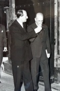 Chamson et Malraux sortant de la Sainte-Chapelle - début des années 1970