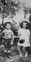 André et sa cousine Suzanne 1905
