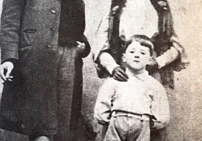 André et ses parents 1907